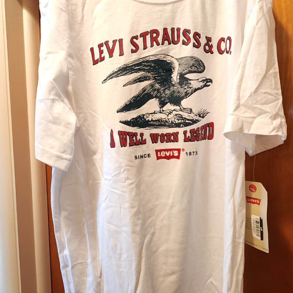 Levi's White Graphic T-Shirt BOYS XL